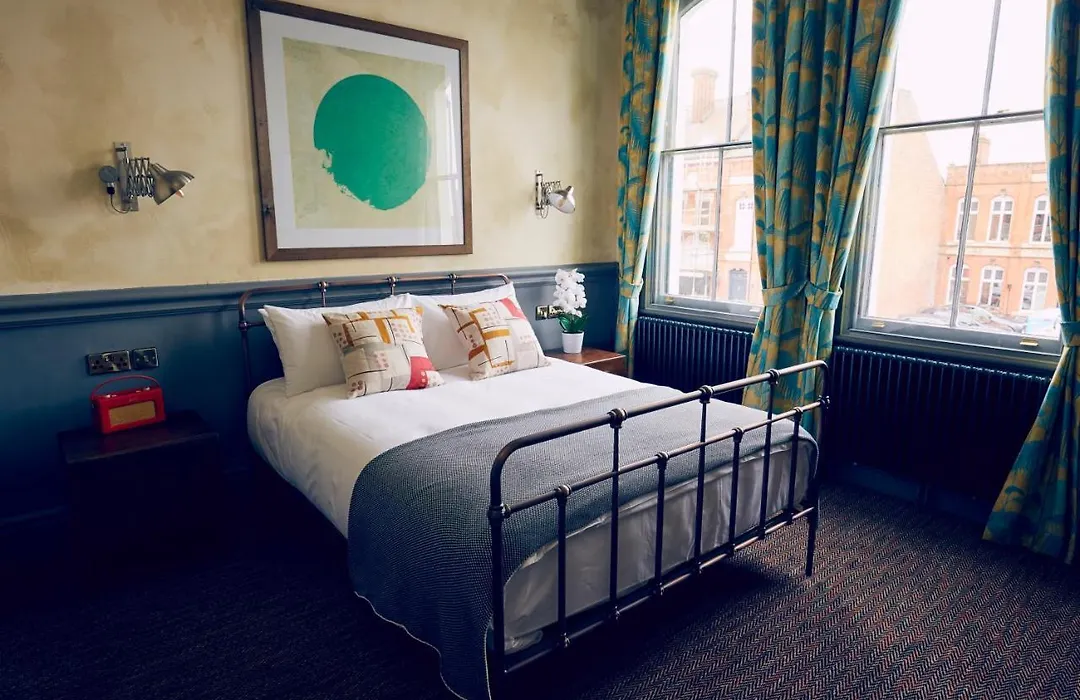 Frederick Street Townhouse-1