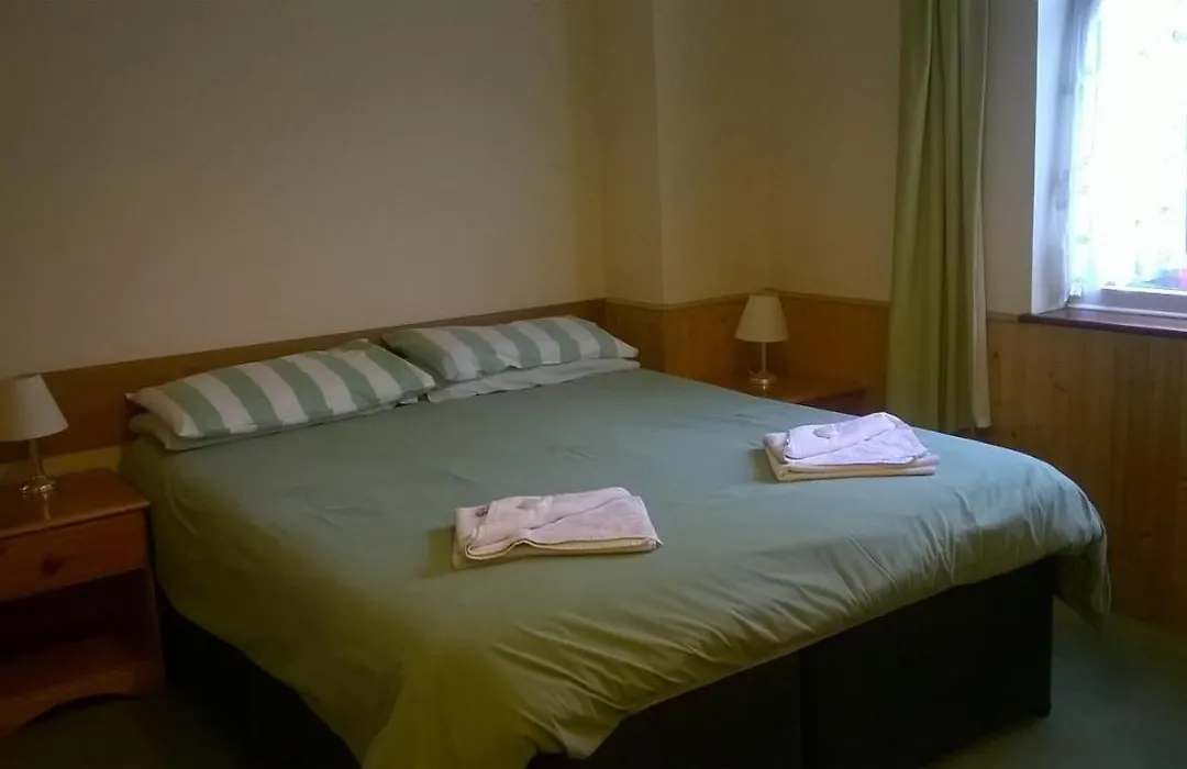 Carlton Lodge-1