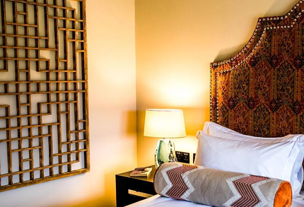 Baraset Barn Hotel-1