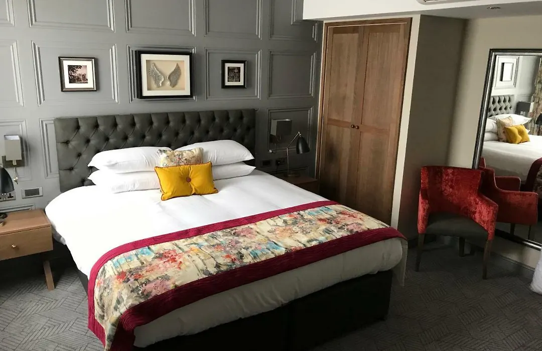 The Angel Hotel-1