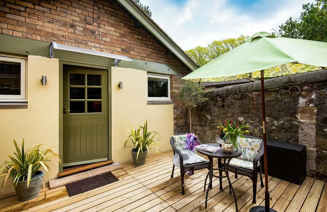 Coach House B & B-1