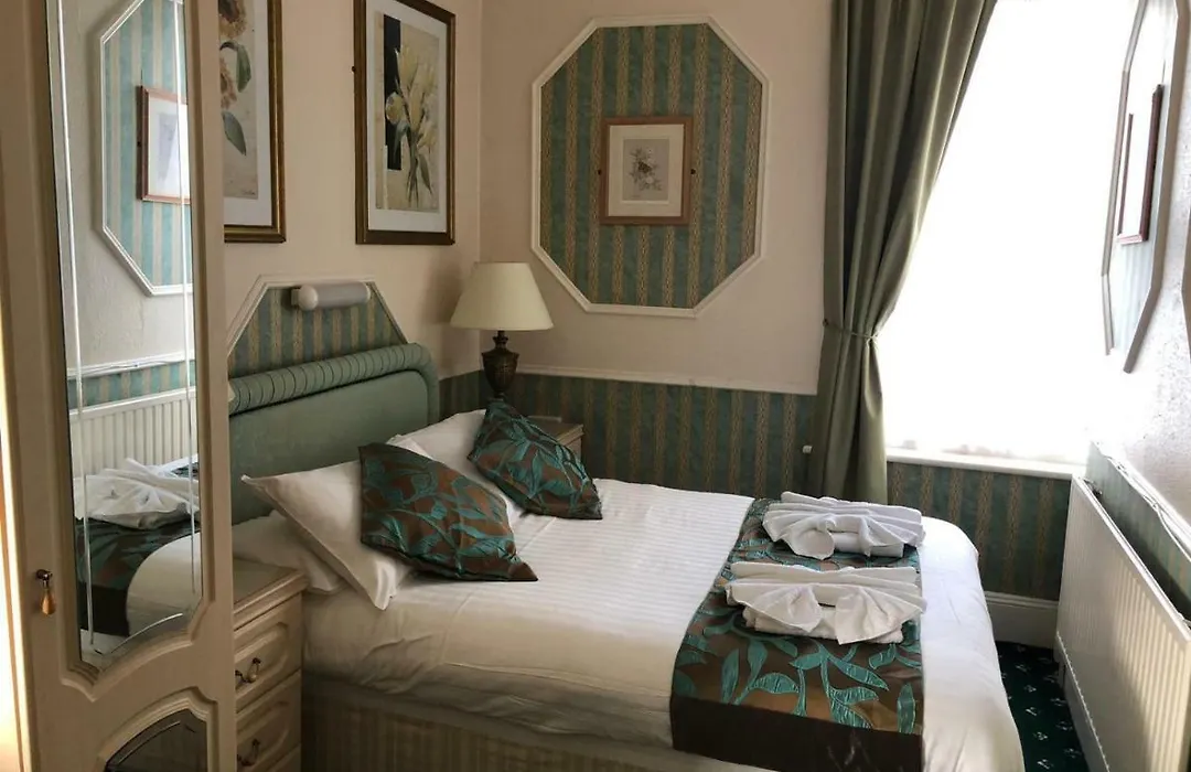 Everglades Hotel-1
