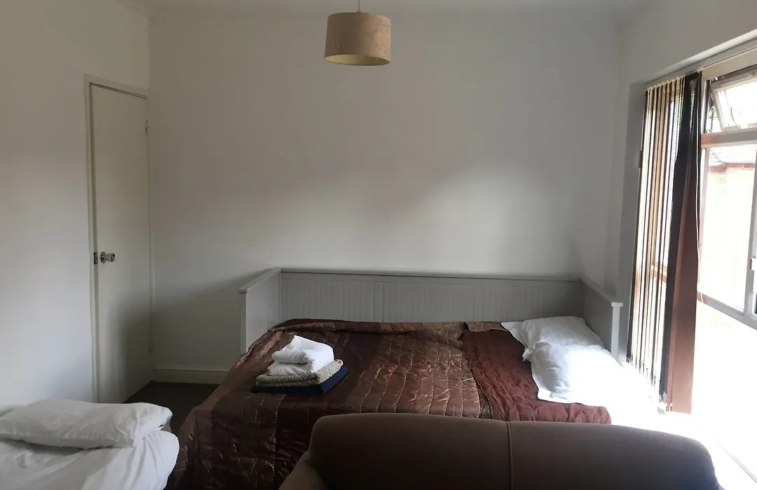 Old Palace Budget Rooms-1
