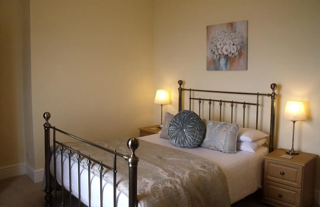 Britannia Guest House-1