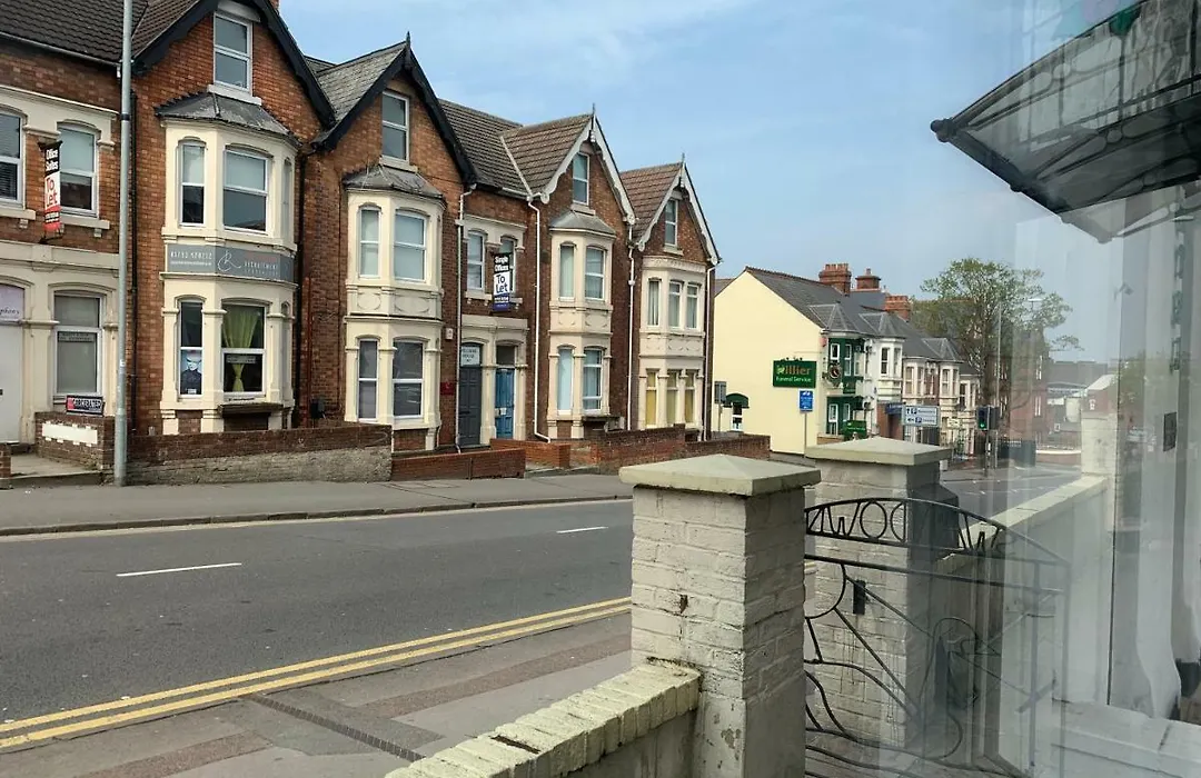 Swandown Hotel-1