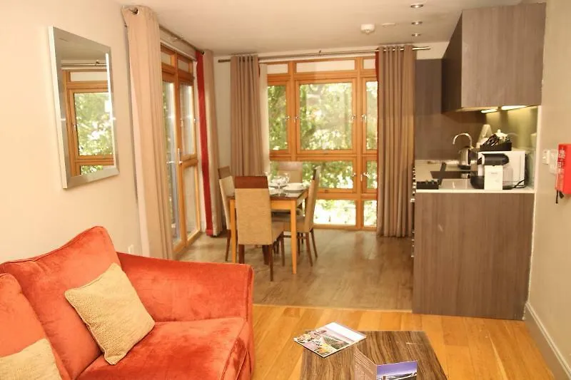 Premier Suites Bristol Cabot Circus-1