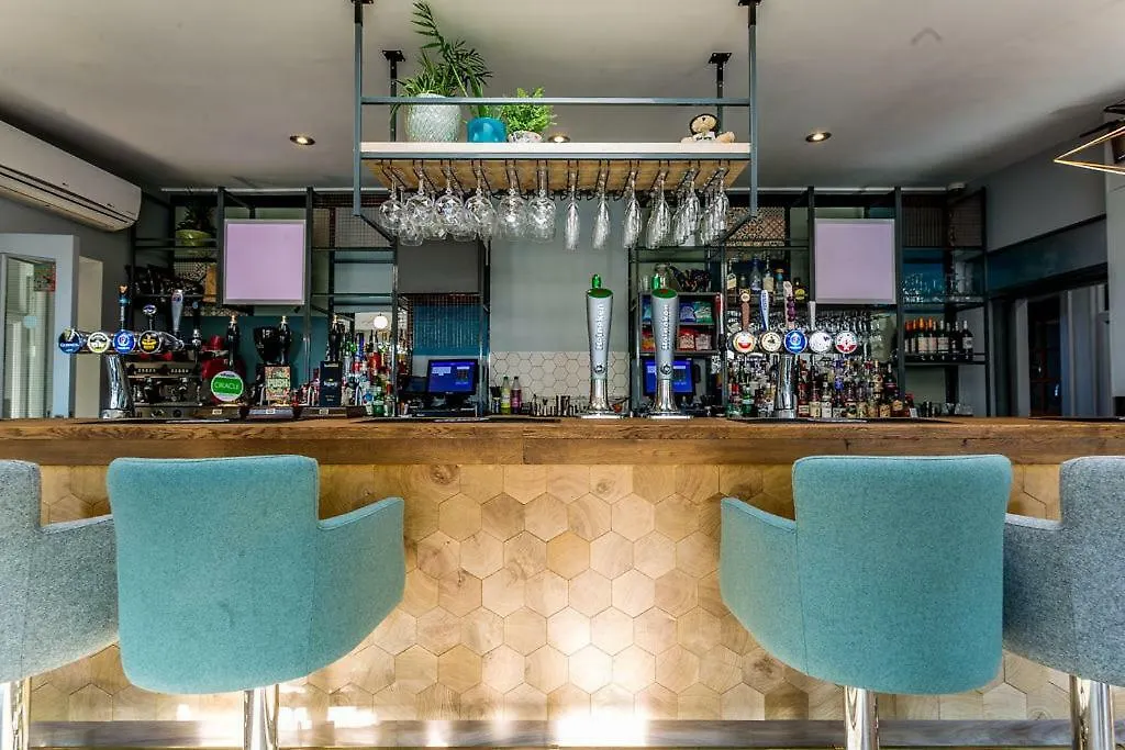 Bawn Lodge-1