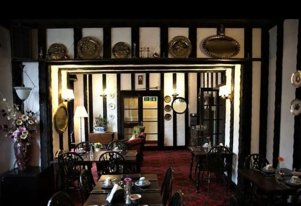 Hamilton Court Hotel-1