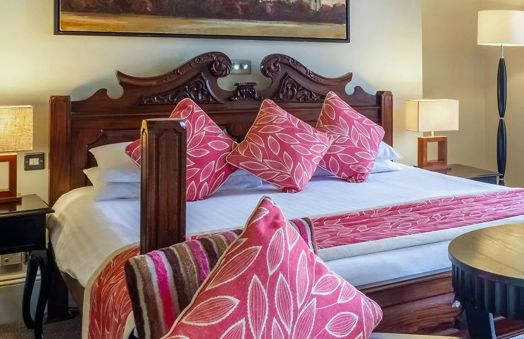 Clarion Collection Harte & Garter Hotel & Spa-1