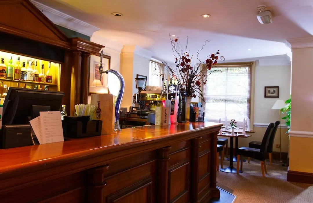 Kingston Lodge Hotel-1