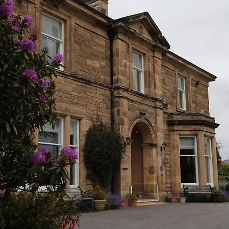 The Pines Guesthouse-2