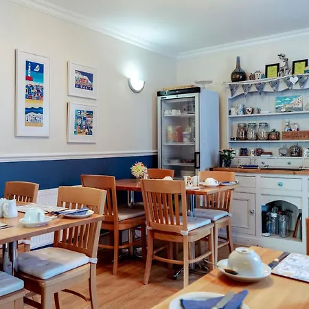 Cheriton Guesthouse-3