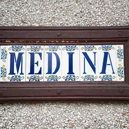 Medina-3