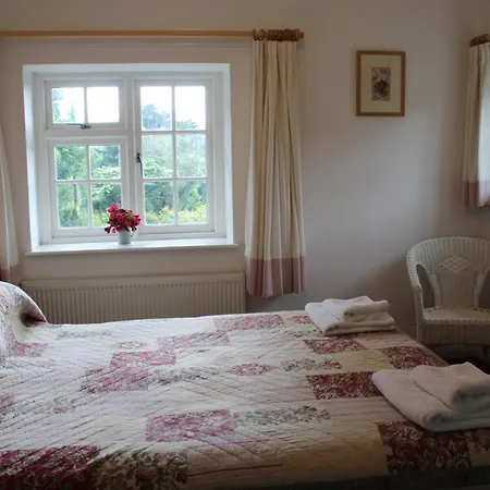 Coombe Farmhouse-3
