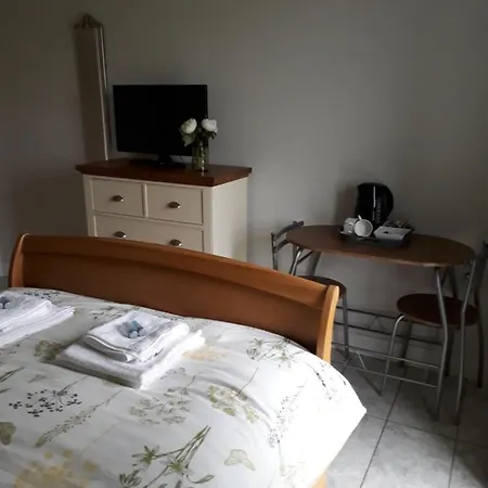 Foxholes Accommodation-3