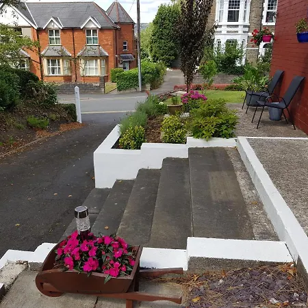 Ty Castell Guest House-2