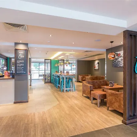 Premier Inn Banbury - M40 J11-2