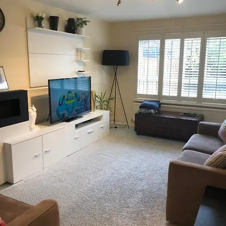 Deptfort House - 7 Minutes To London Bridge Station-3