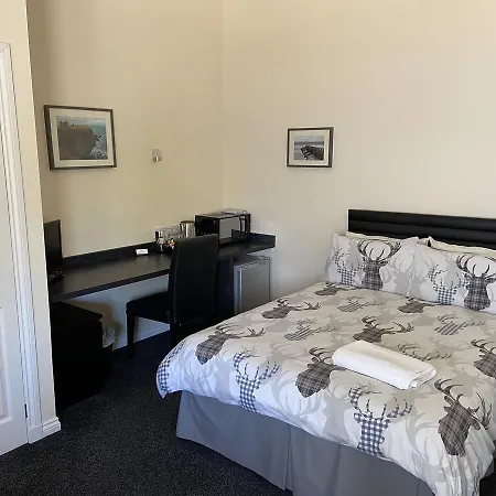 Ivy Cottage-Serviced Accommodation-2