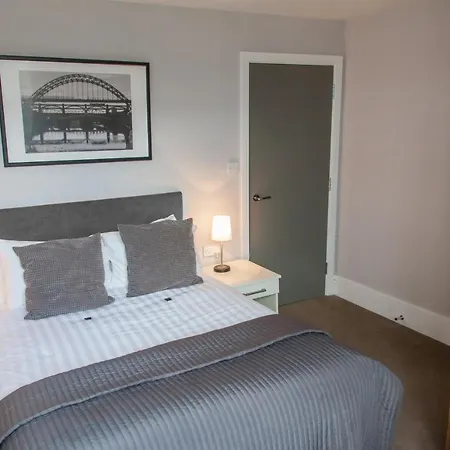 Dream Apartments City Center Newcastle-3