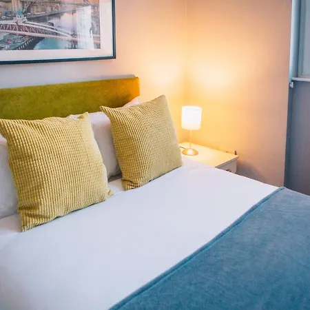 Dream Apartments City Center Newcastle-2