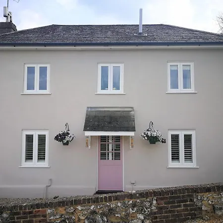 Staggs Cottage-2