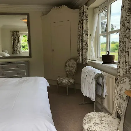 Staggs Cottage-3