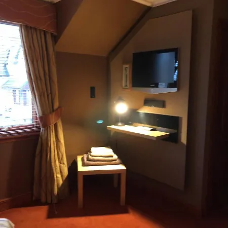 Tranquil Accommodation In A Great Location.-2