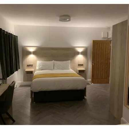 Mcnaughton Guestrooms-3
