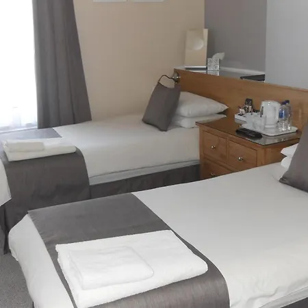 Powys Lodge-3