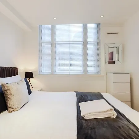 Trafalgar Square By Excel Apartments-3