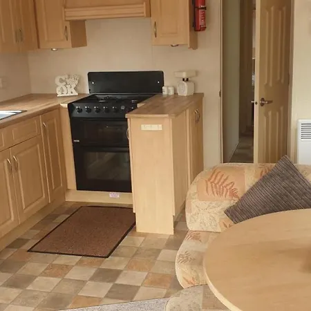 Park Home At Golden Sands Holiday Park N.Wales-3