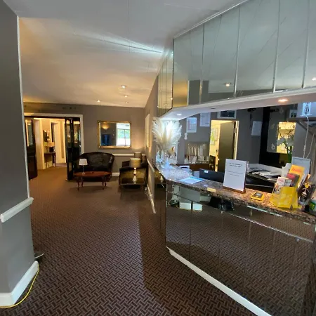 Hinton Firs Hotel-2