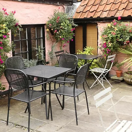 The City Arms-2
