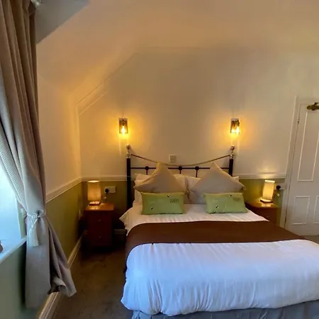 Sunnybank Guesthouse-3