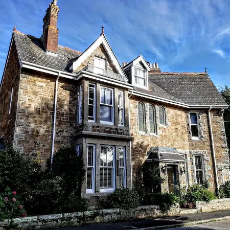 Treventon Guest House-3
