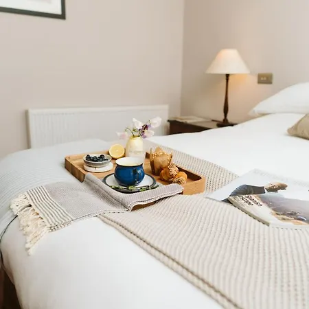 The Apple Rooms - Houghton Lodge-2
