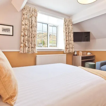 The Yewdale Inn And Hotel Coniston Village-3