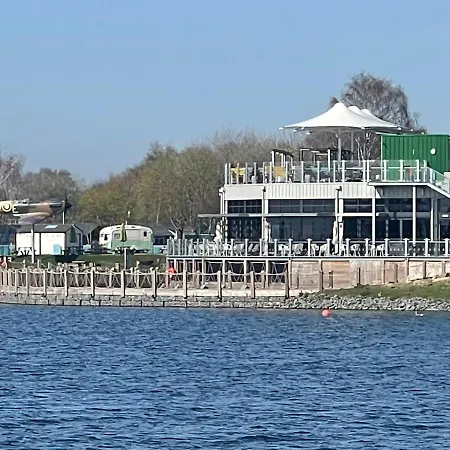 Holiday Home Breaks At Tattershall Lakes-3