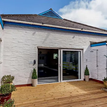 Pendennis Lodge-3