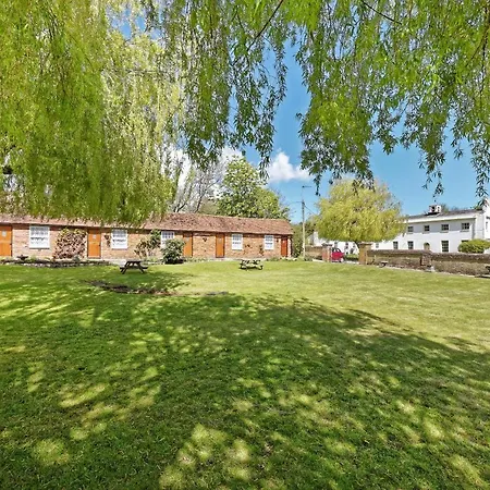 Beachborough Park-2