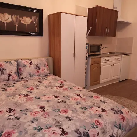 Argyle Rooms-2