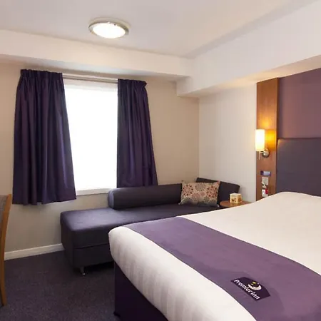 Premier Inn Livingston - Bathgate-2