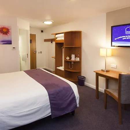 Premier Inn London Waterloo-2