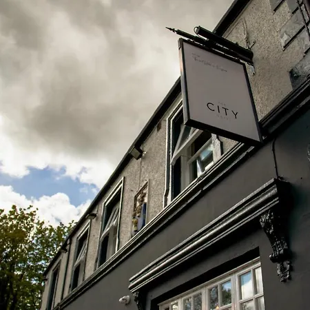The City Hotel-2