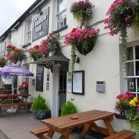 London Inn-3