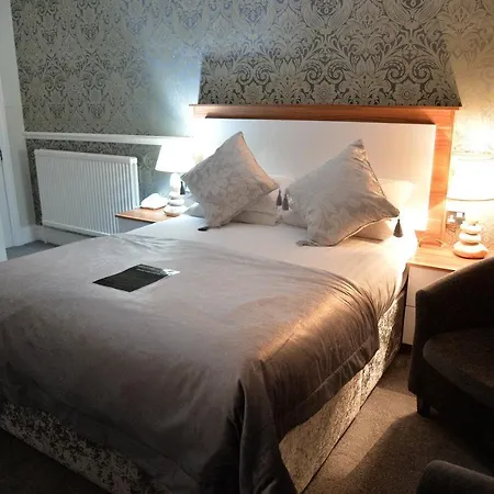 Lauriston & Lawton Court Hotel-3