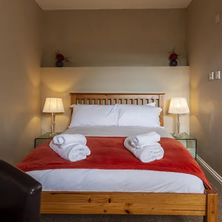 Rooms At Ravenous Beastie-2