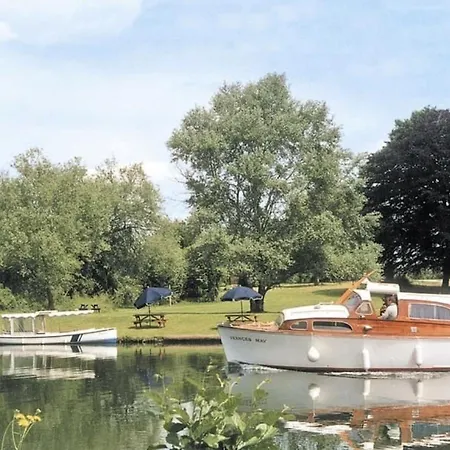 Dinckley Court Boutique Riverside Rooms-3
