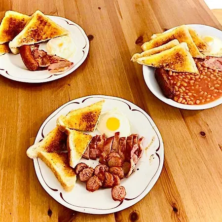 Top Twenty Bed And Breakfast-3